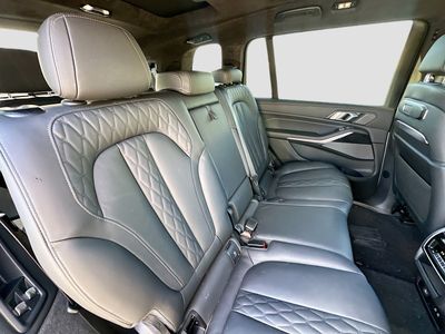 2025 BMW X7 - Photo 31