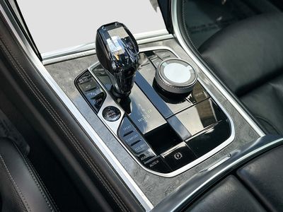 2022 BMW 8 Series - Photo 15