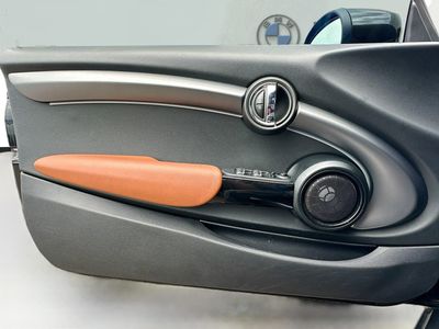 2023 MINI Convertible - Photo 21
