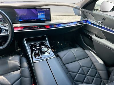 2023 BMW 7 Series - Photo 21
