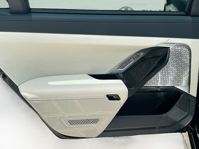 2025 BMW 7 Series - Photo 22
