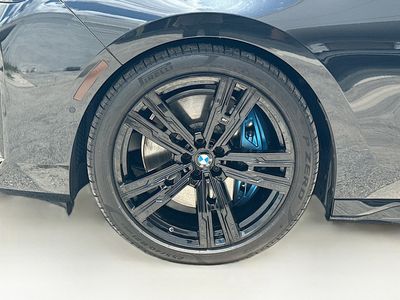 2025 BMW 7 Series - Photo 30