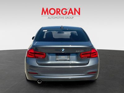 2017 BMW 3 Series - Photo 6
