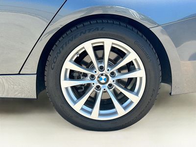 2017 BMW 3 Series - Photo 31