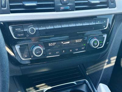 2017 BMW 3 Series - Photo 14