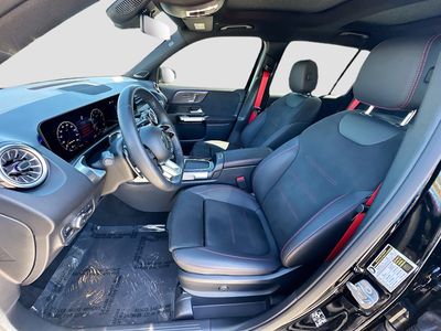 2025 Mercedes-Benz GLB - Photo 18