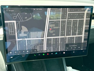 2023 Tesla Model S - Photo 5