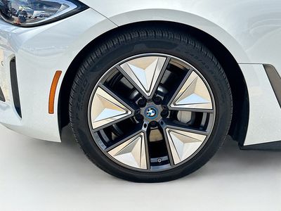 2023 BMW i4 - Photo 37
