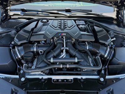 2023 BMW M8 — photo 28 view