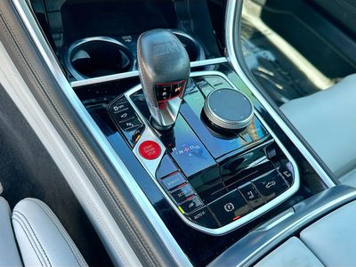 2023 BMW M8 — photo 15 view