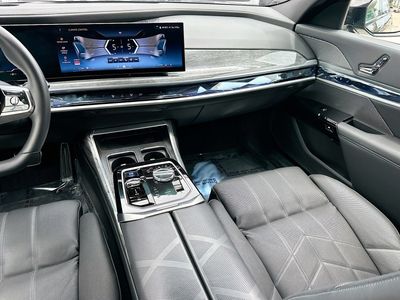 2024 BMW i7 - Photo 20