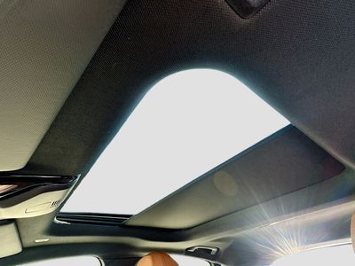 2026 BMW i4 - Photo 14