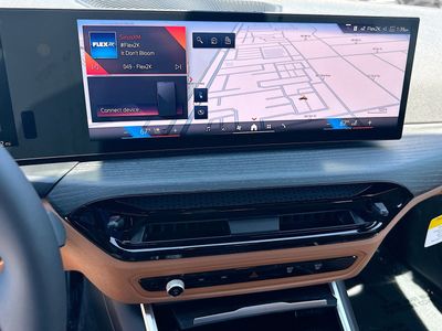 2026 BMW i4 - Photo 9