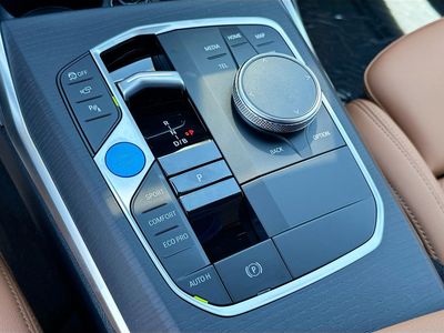 2026 BMW i4 - Photo 13