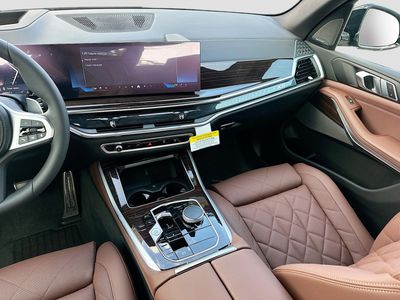 2026 BMW X5 — photo 18 view