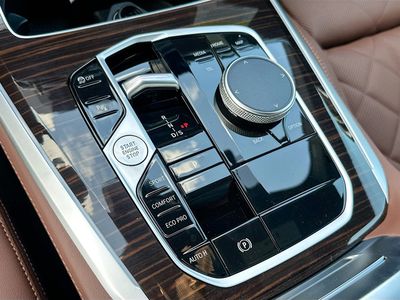 2026 BMW X5 — photo 14 view