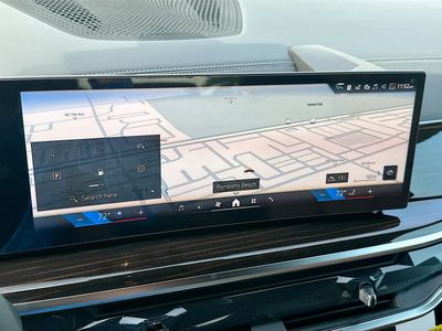 2026 BMW X5 — photo 11 view