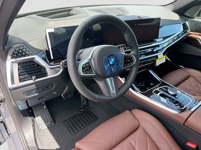 2026 BMW X5 — photo 7 view