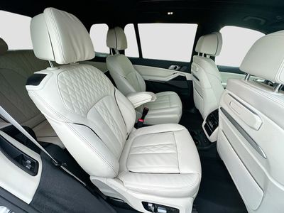2026 BMW X7 - Photo 23