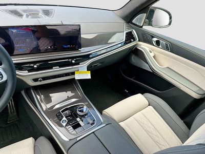2026 BMW X7 - Photo 19