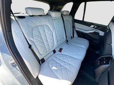2026 BMW X5 - Photo 22