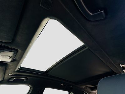 2025 BMW X7 - Photo 15