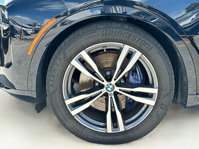 2025 BMW X7 - Photo 27