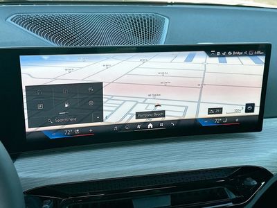 2026 BMW 3 Series - Photo 11