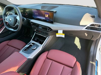 2026 BMW 3 Series - Photo 24