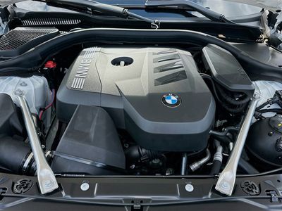 2026 BMW 5 Series - Photo 25