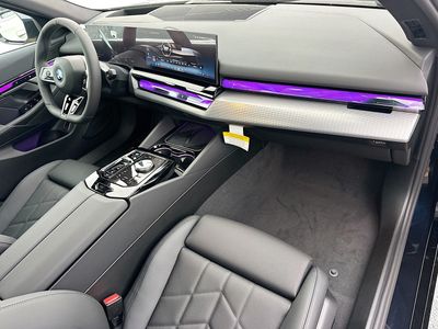 2026 BMW i5 - Photo 24