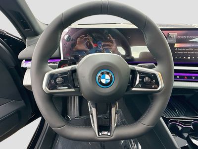 2026 BMW i5 - Photo 8