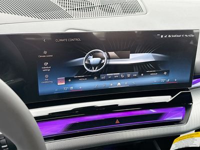 2026 BMW i5 - Photo 13