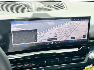 2026 BMW 5 Series - Photo 11