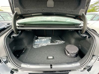 2026 BMW i5 - Photo 21
