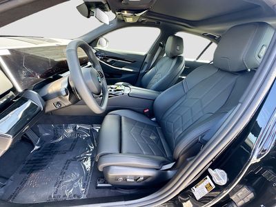 2026 BMW 5 Series - Photo 16
