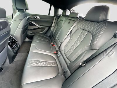 2027 BMW X6 - Photo 17