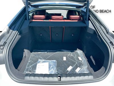 2026 BMW i4 - Photo 21