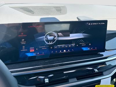 2026 BMW X7 - Photo 13