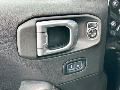 2023 Jeep Wrangler - Photo 18