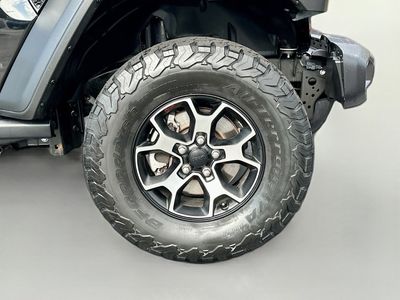 2023 Jeep Wrangler - Photo 30