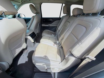 2022 Lincoln Aviator - Photo 24