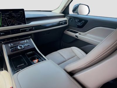 2022 Lincoln Aviator - Photo 22