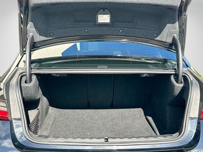 2023 BMW 3 Series - Photo 28