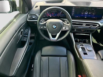 2023 BMW 3 Series - Photo 23