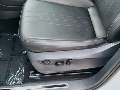 2023 Volkswagen Tiguan - Photo 18