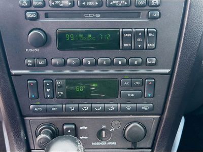 2004 Ford Thunderbird - Photo 13