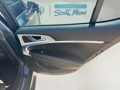 2022 Genesis G70 - Photo 31