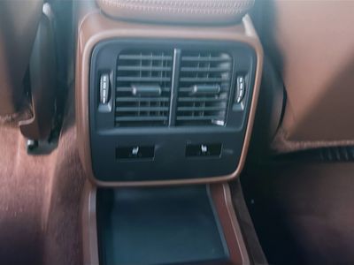 2020 Porsche Taycan - Photo 23