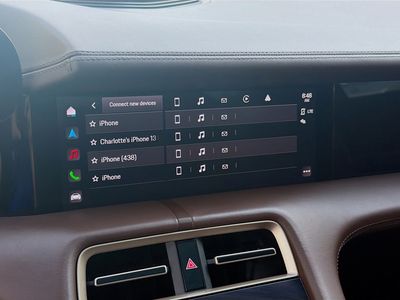 2020 Porsche Taycan - Photo 13
